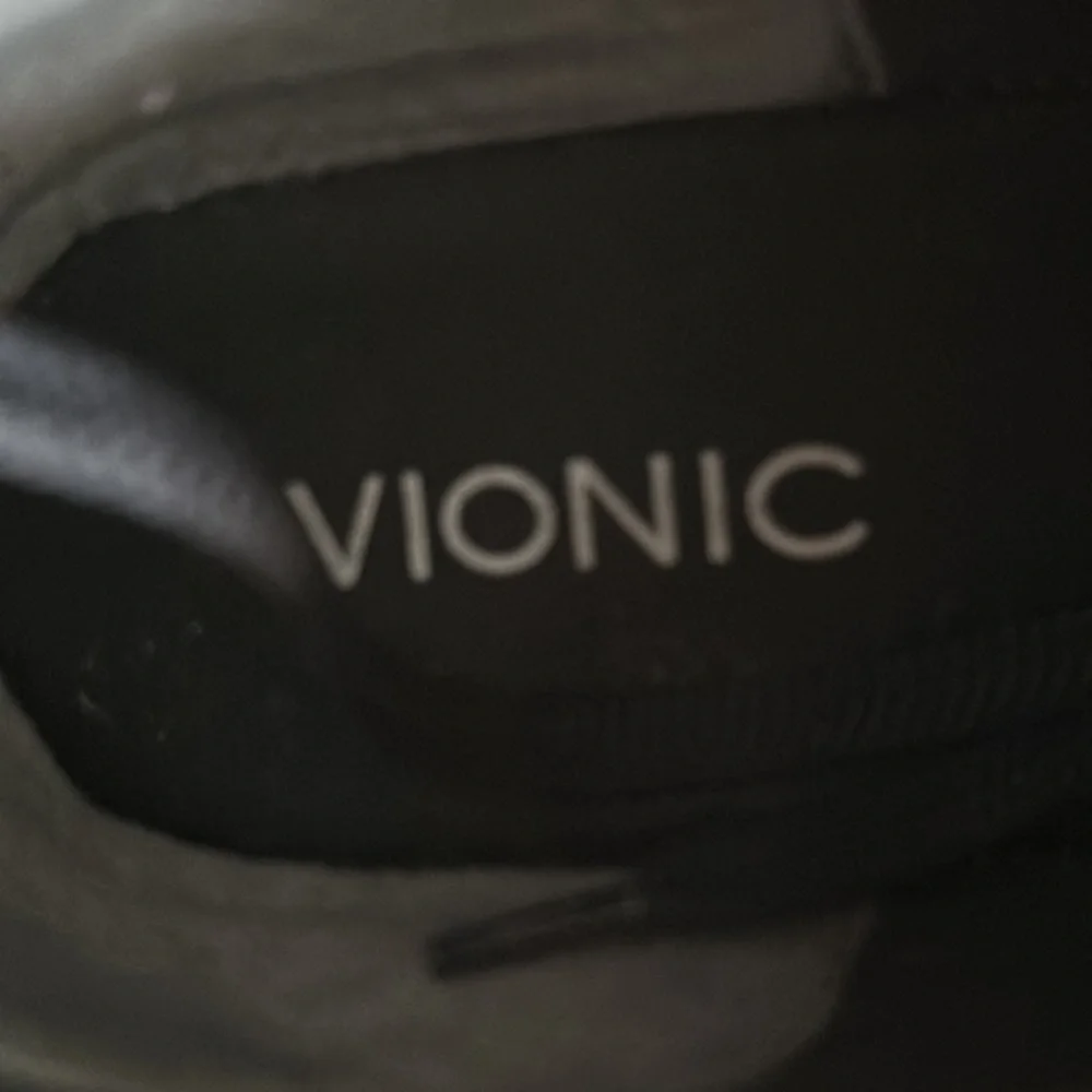 Vionic shoes, dark gray, athletic shoes, size 8